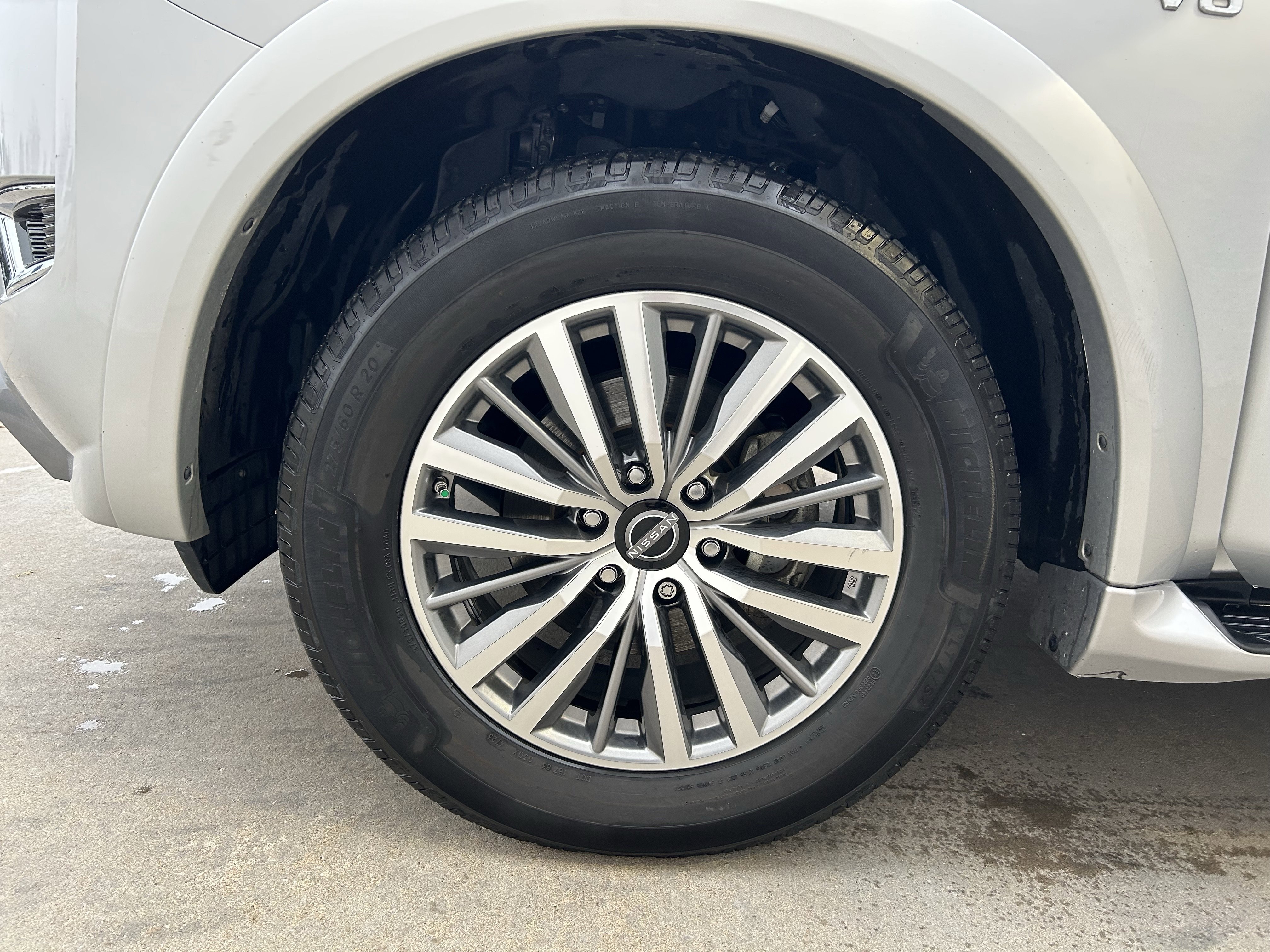 Used 2021 Nissan Armada SL w/ Captain's Chairs Package image 11