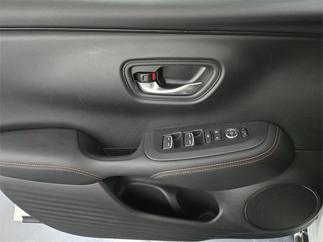 Used 2025 Honda HR-V Sport image 28