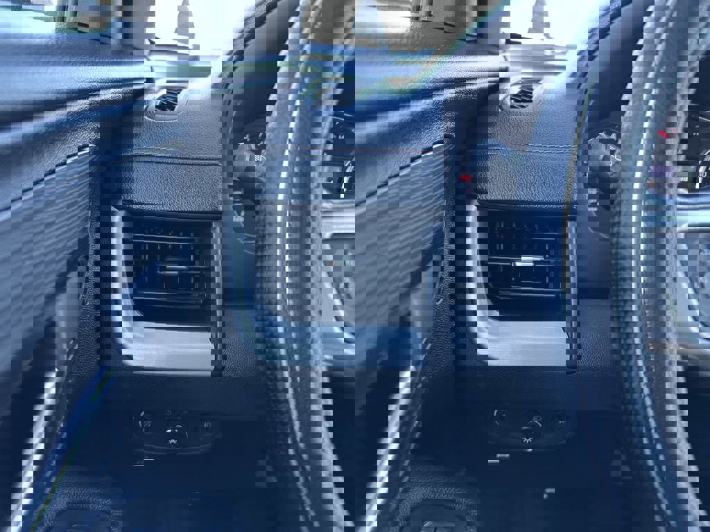 Used 2020 GMC Terrain SLT image 33