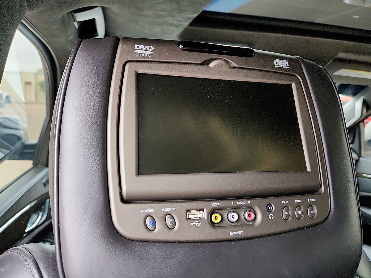 Used 2019 Cadillac Escalade Platinum AWD/4WD image 6