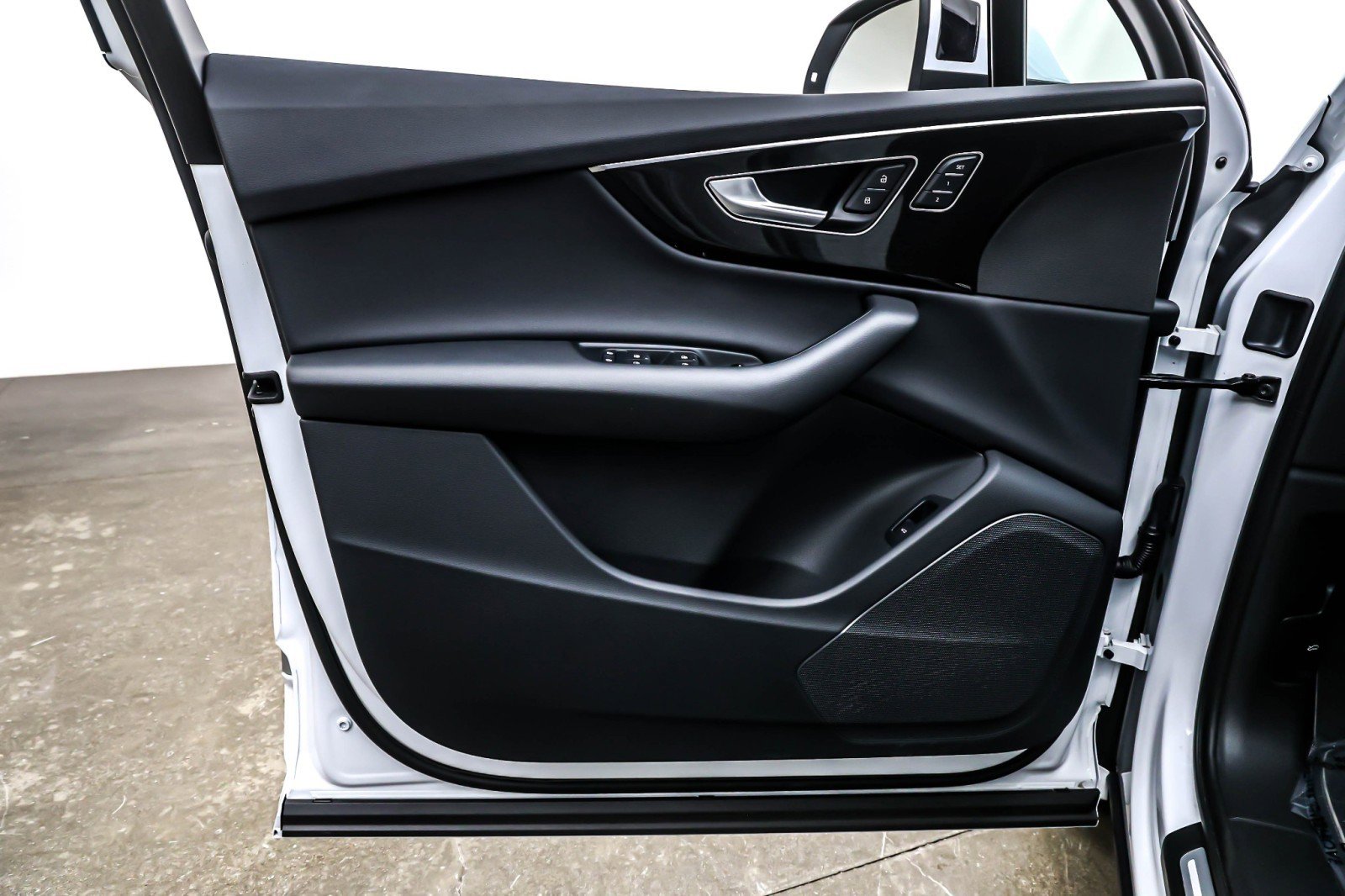 Used 2025 Audi Q7 2.0T Premium w/ Convenience Package image 22