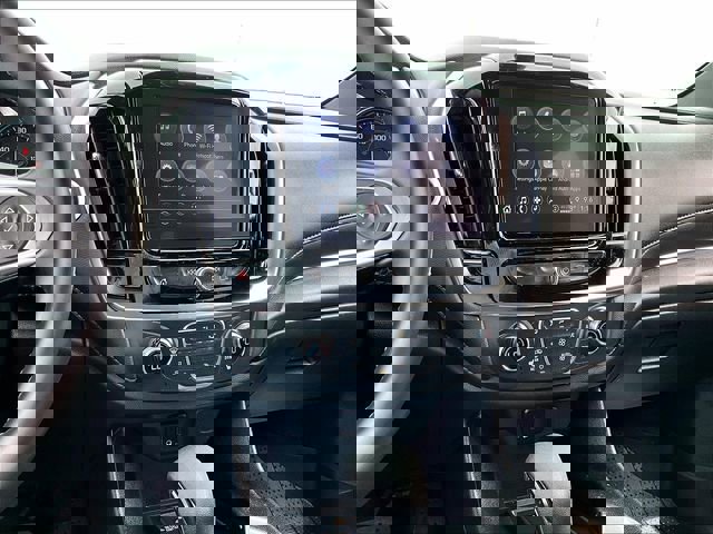 Used 2023 Chevrolet Traverse LT image 19