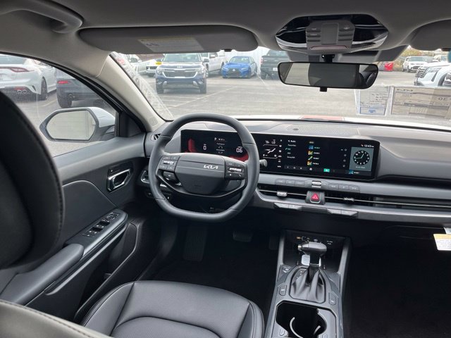New 2026 Kia K4 EX FWD image 37