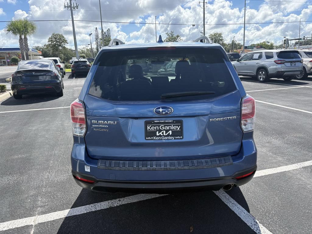 Used 2018 Subaru Forester 2.5i Limited AWD/4WD image 7