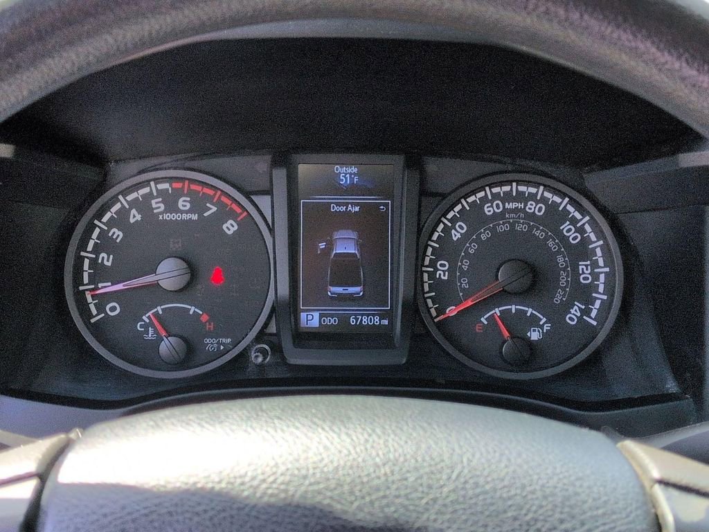 Used 2020 Toyota Tacoma SR image 15