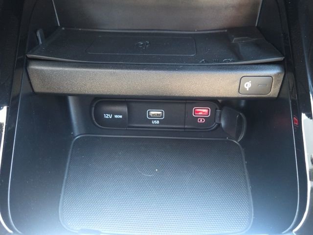 Used 2023 Kia Forte GT-Line w/ GT-Line Premium Package image 32