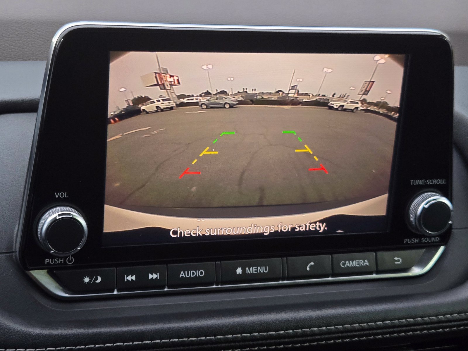 Used 2021 Nissan Rogue S FWD image 14
