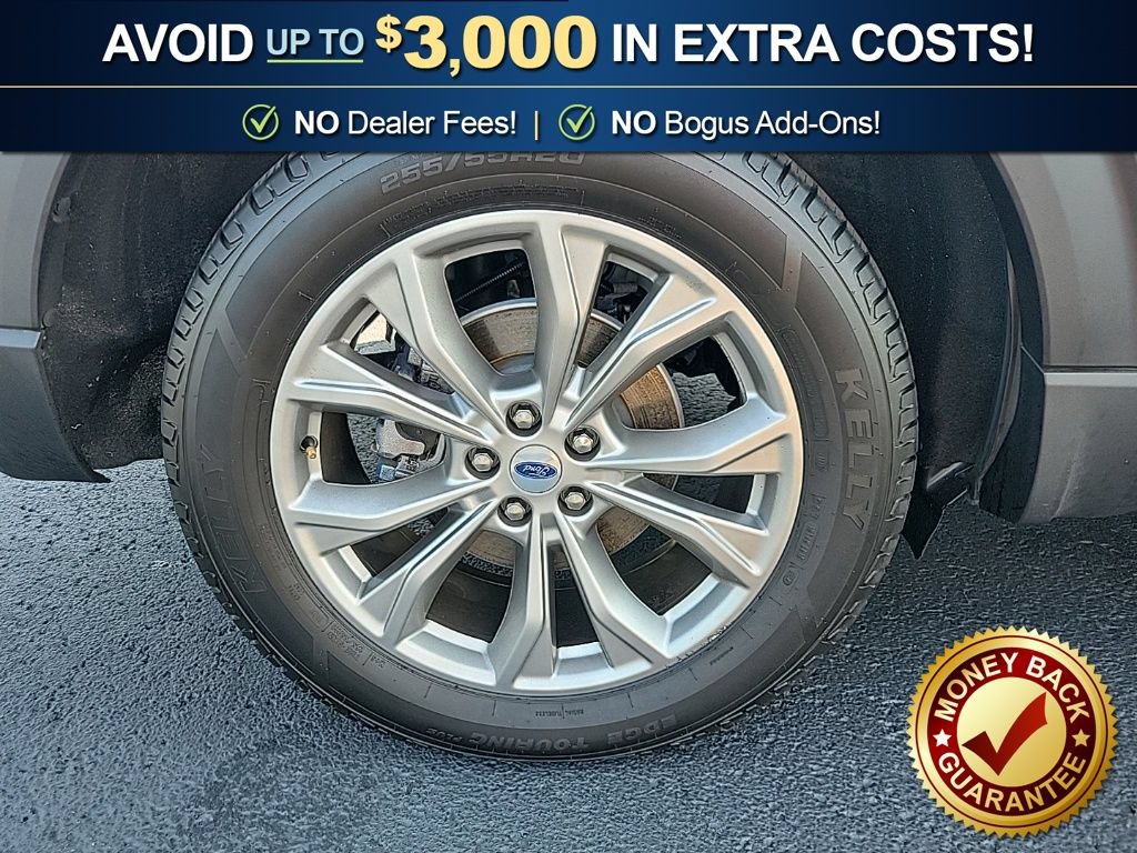 Used 2023 Ford Explorer Limited w/ Equipment Group 301A AWD/4WD image 11