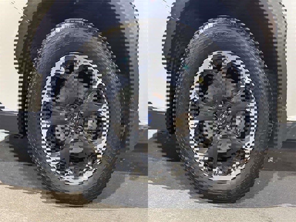 Used 2023 Subaru Crosstrek 2.0i Premium image 9