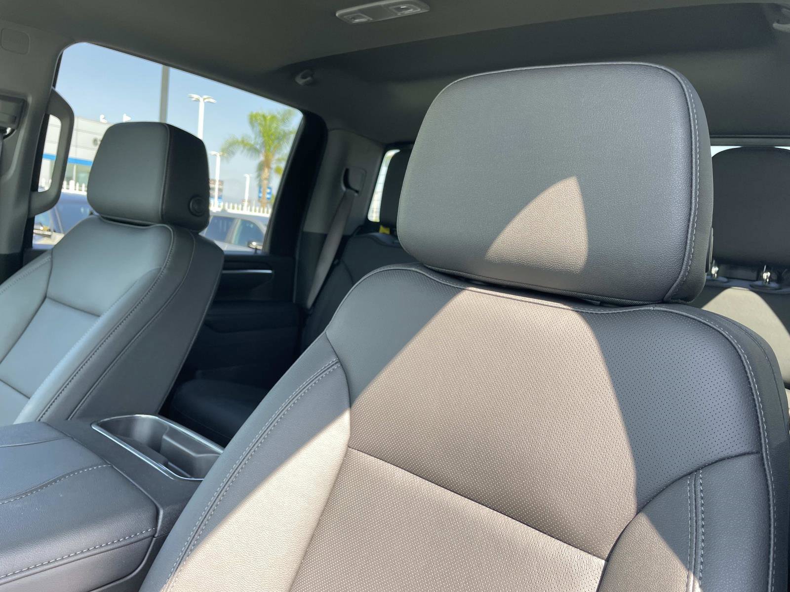 New 2026 GMC Sierra 2500 SLT w/ SLT Premium Package image 22