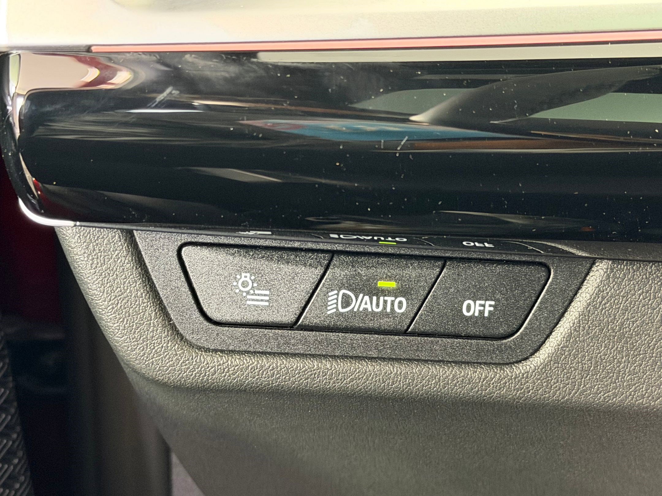 Used 2026 BMW X1 xDrive28i w/ Technology Package image 27