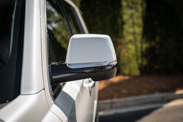 Used 2016 Cadillac Escalade Luxury image 21