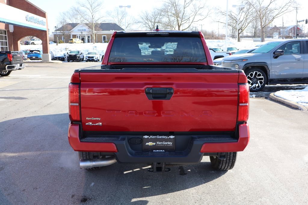 Used 2025 Toyota Tacoma TRD Sport image 30