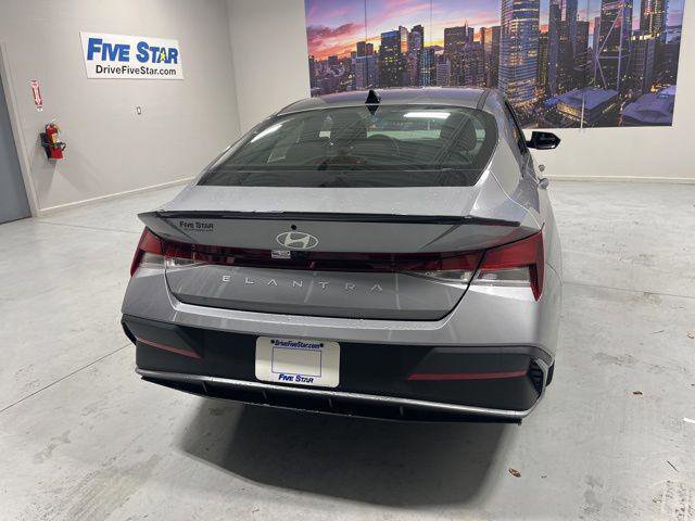 New 2026 Hyundai Elantra Sport image 25