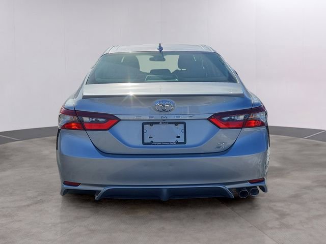 Used 2024 Toyota Camry SE image 4