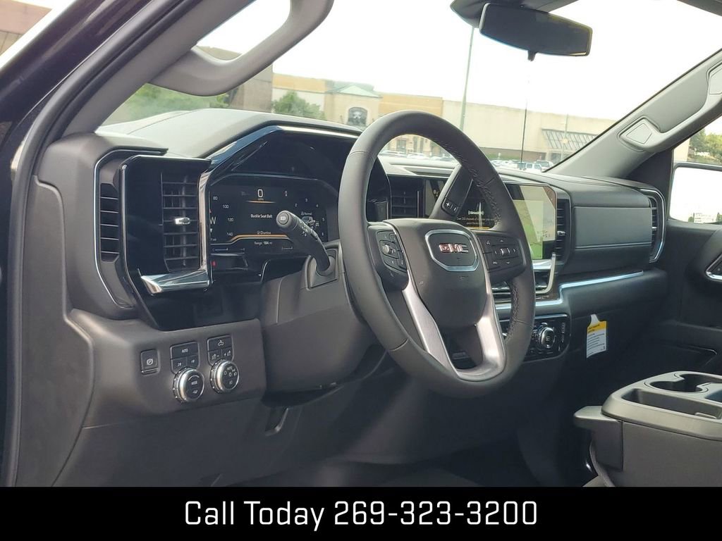 New 2025 GMC Sierra 1500 Elevation image 10