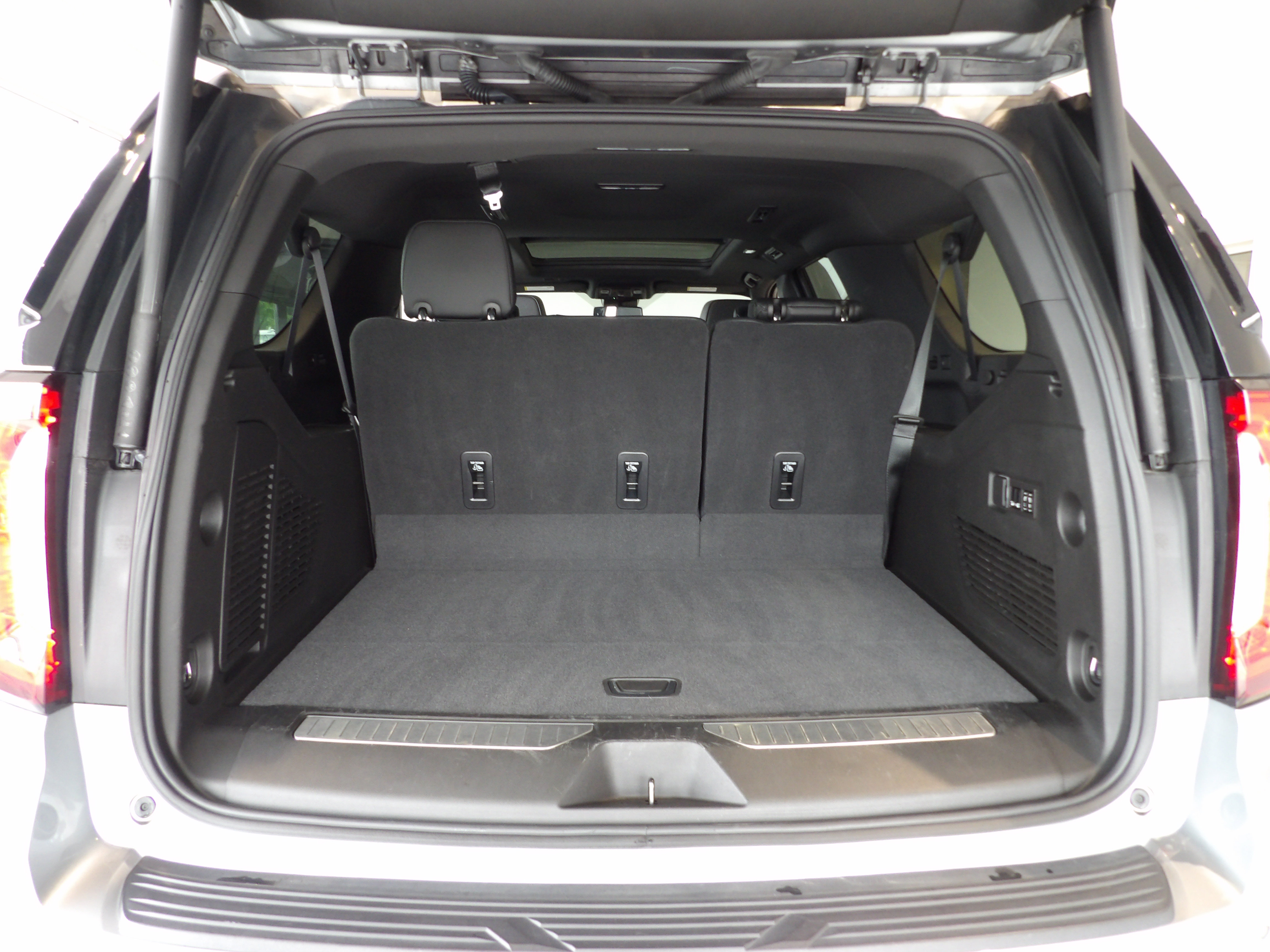Used 2023 GMC Yukon XL Denali w/ Max Trailering Package AWD/4WD image 19