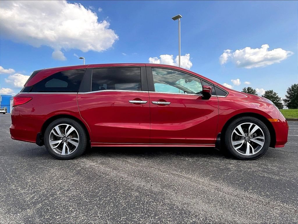 Certified 2022 Honda Odyssey Touring image 6