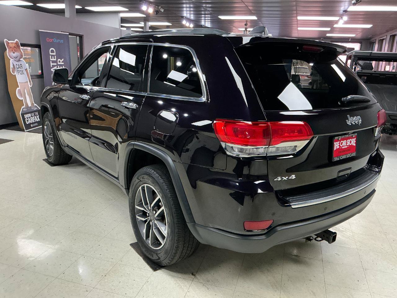 Used 2019 Jeep Grand Cherokee Limited AWD/4WD image 4
