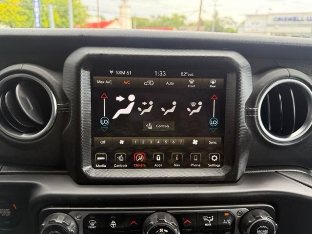 Used 2023 Jeep Wrangler Unlimited Sahara AWD/4WD image 10