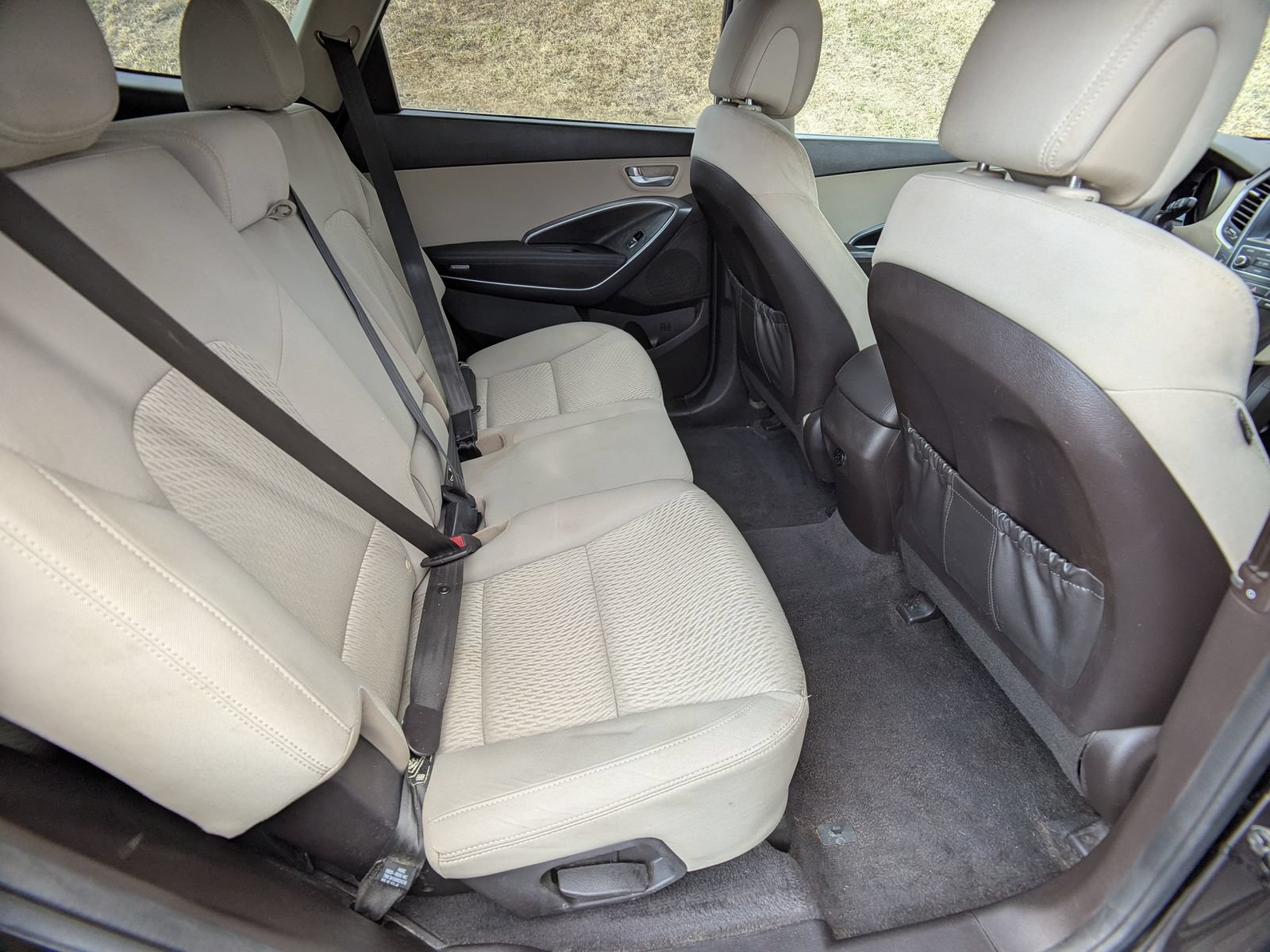 Used 2019 Hyundai Santa Fe XL SE FWD image 12