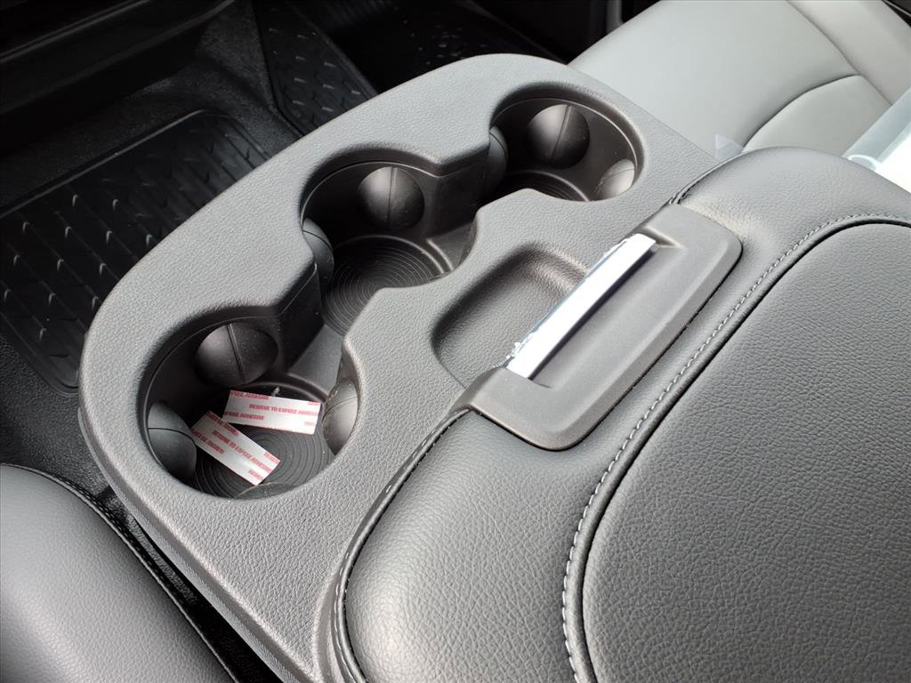 New 2026 RAM 5500 Tradesman w/ Chrome Appearance Group image 33