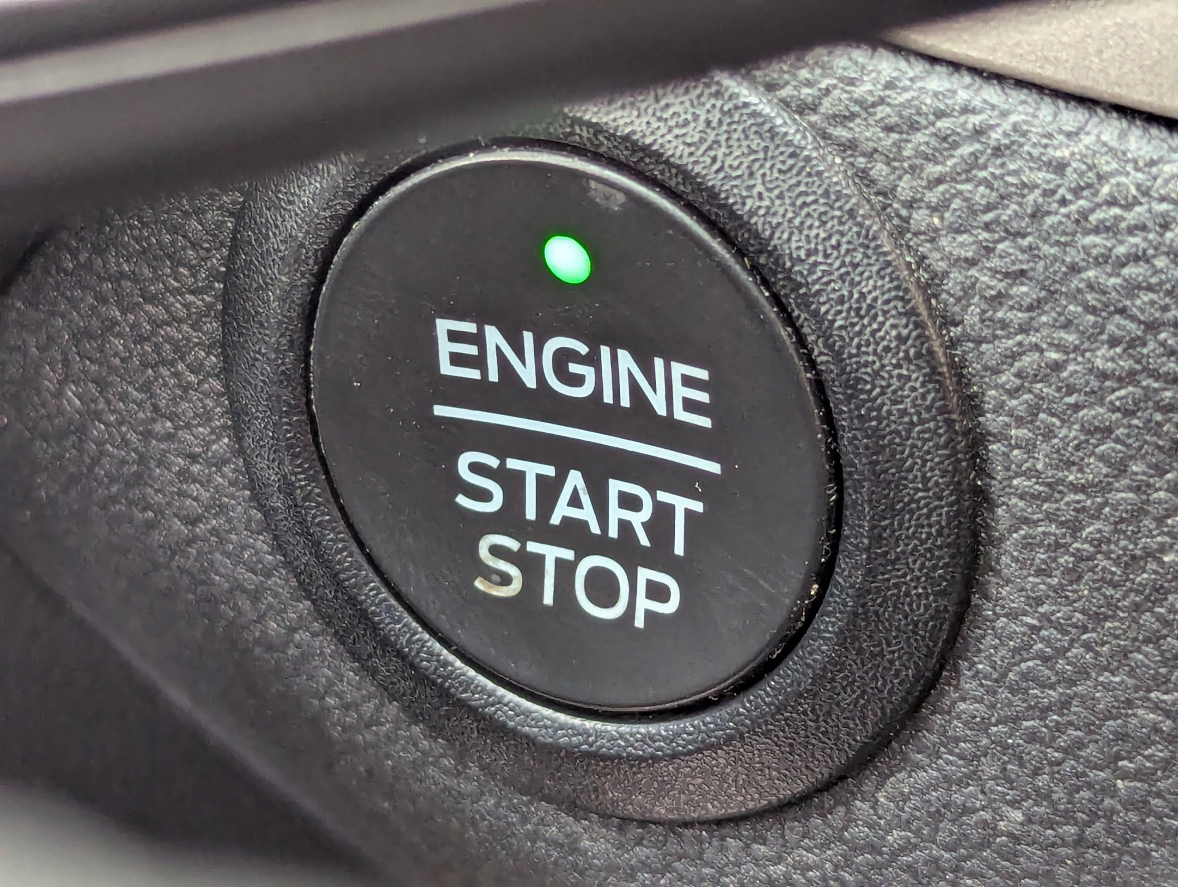 Used 2022 Ford Escape SEL image 34