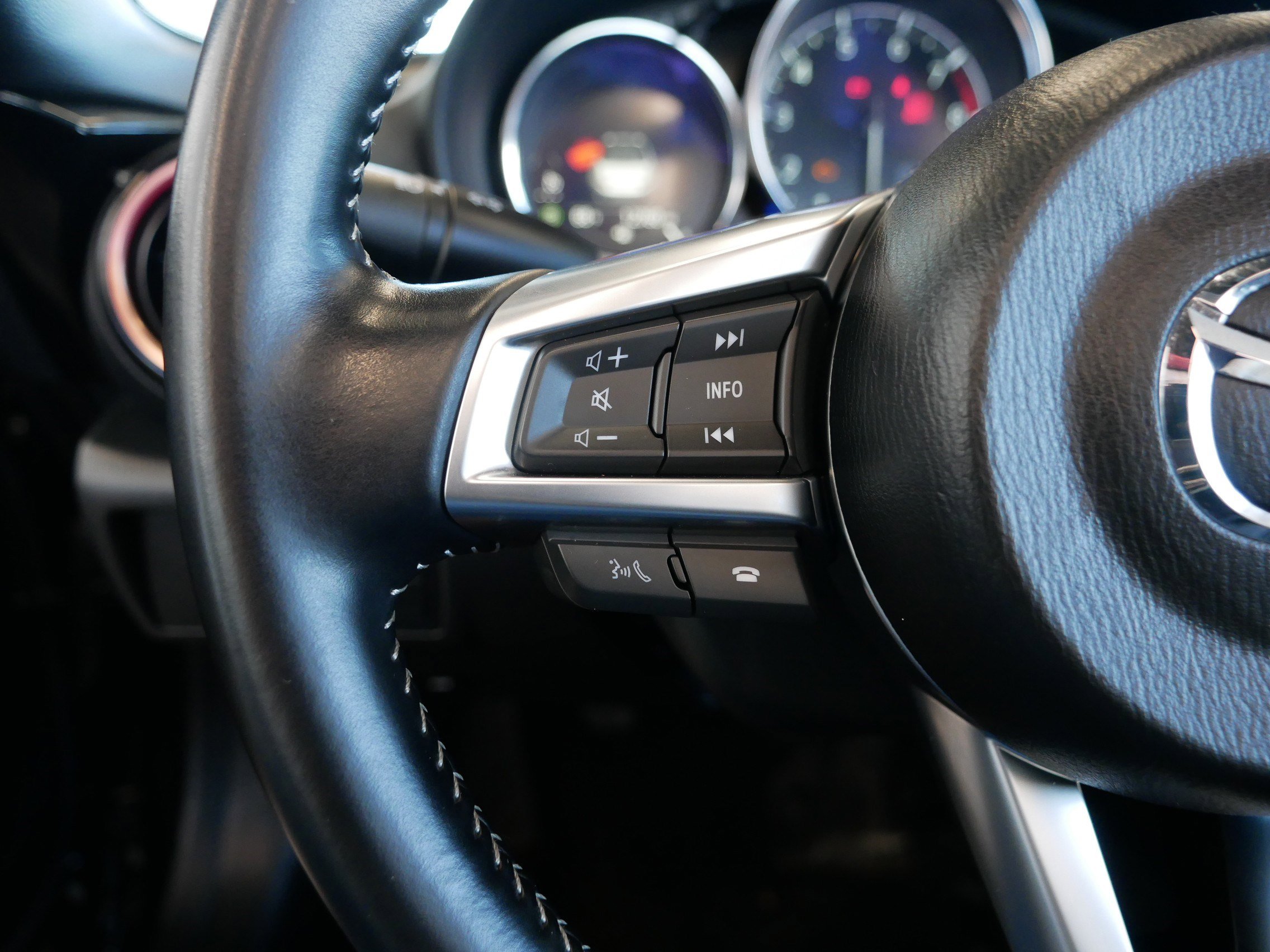 Used 2024 MAZDA MX-5 Miata Club image 31