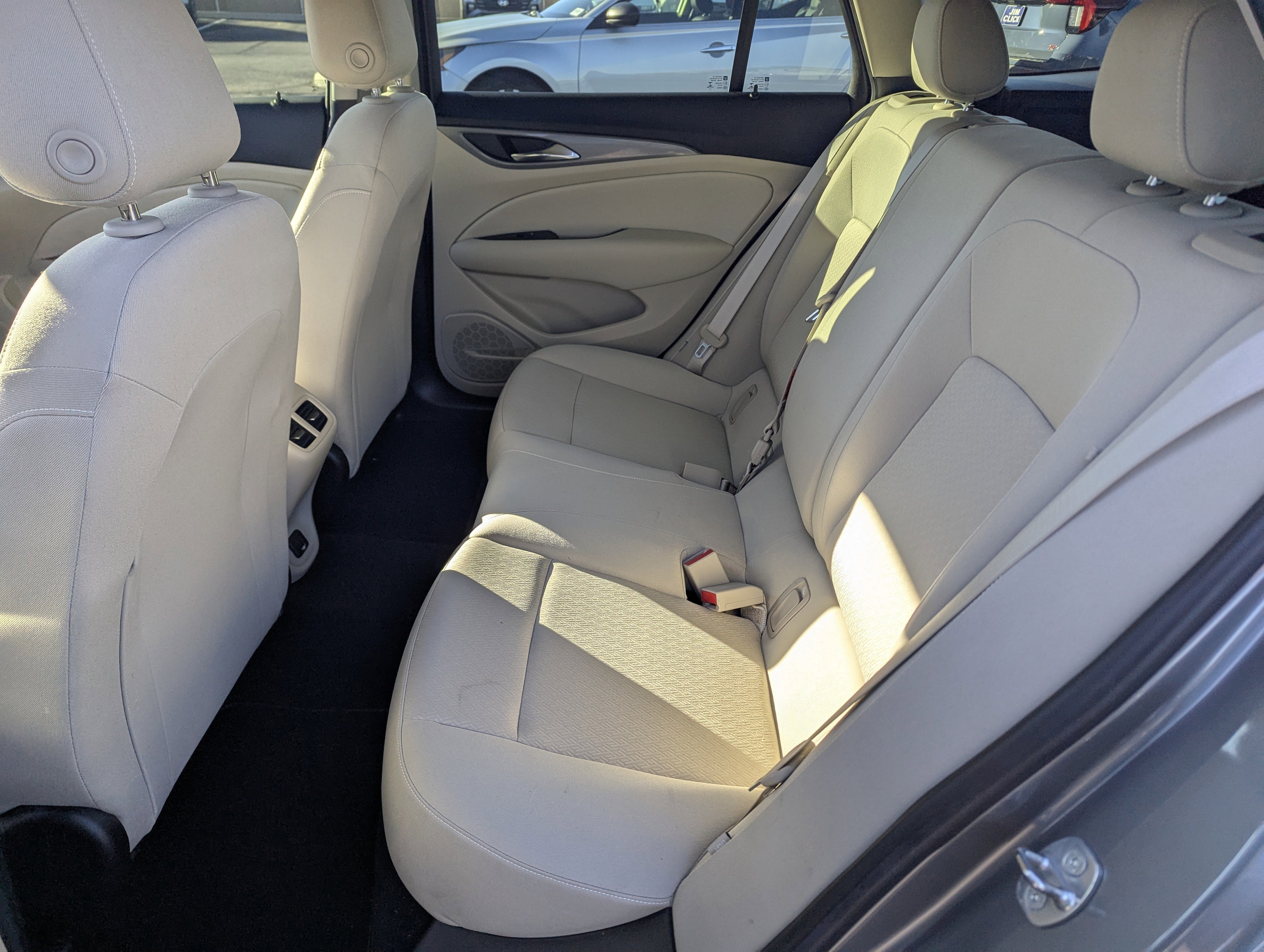 Used 2020 Buick Regal Preferred w/ Sights and Sounds Package image 8