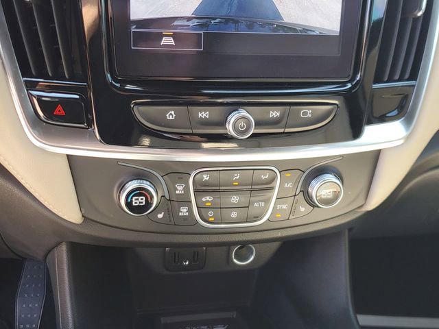 Used 2024 Chevrolet Traverse LT FWD image 28
