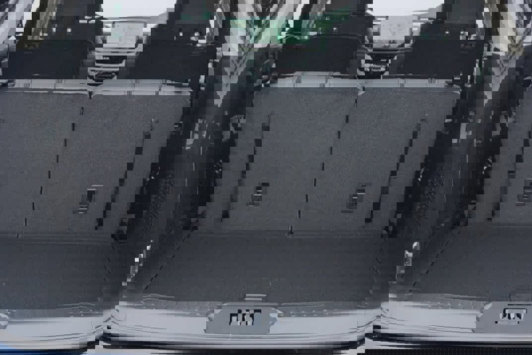 New 2026 Ford Explorer Active RWD image 11