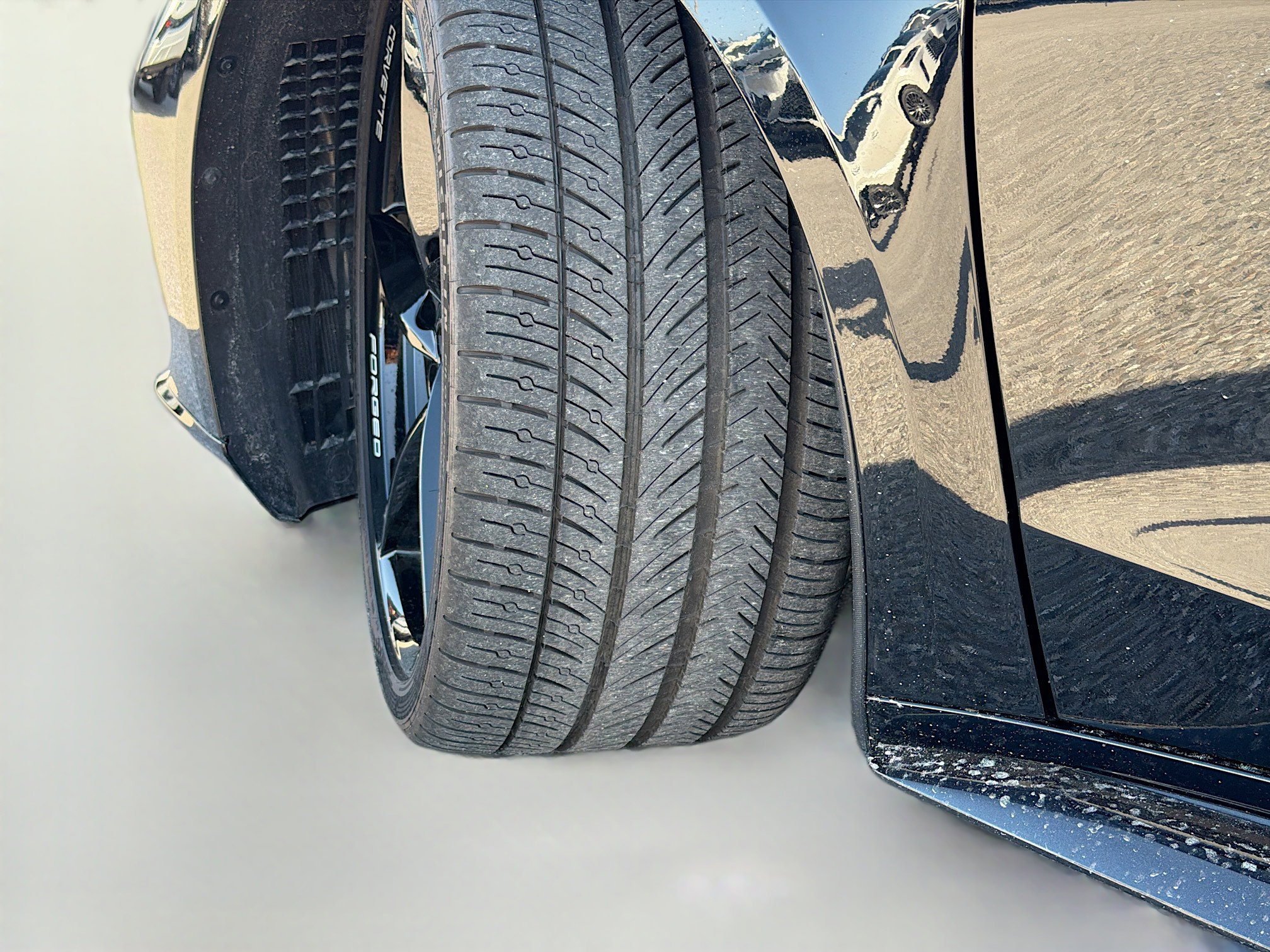 Used 2025 Chevrolet Corvette E-Ray w/ Battery Protection Package image 40