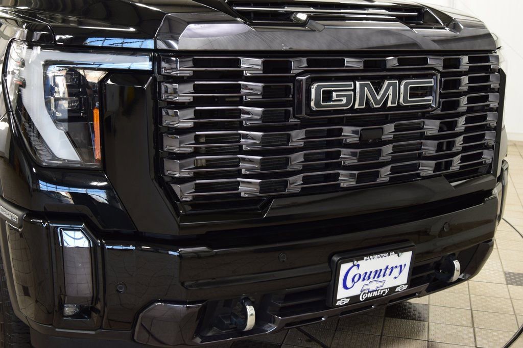 Used 2024 GMC Sierra 3500 Denali Ultimate image 13