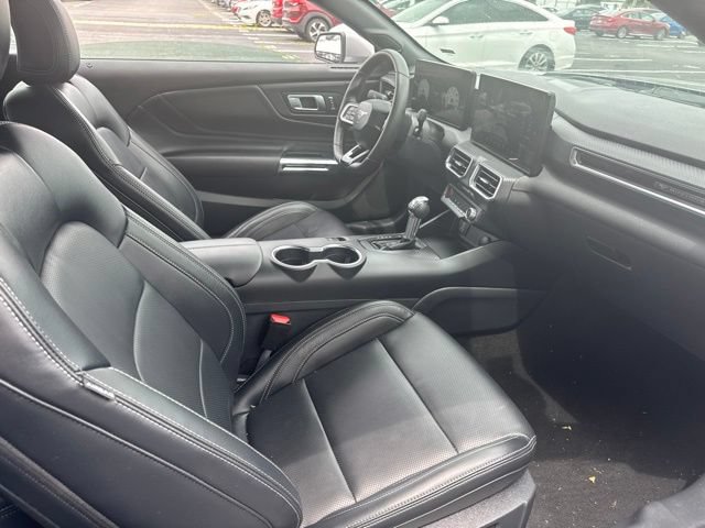 Used 2026 Ford Mustang Premium RWD image 8