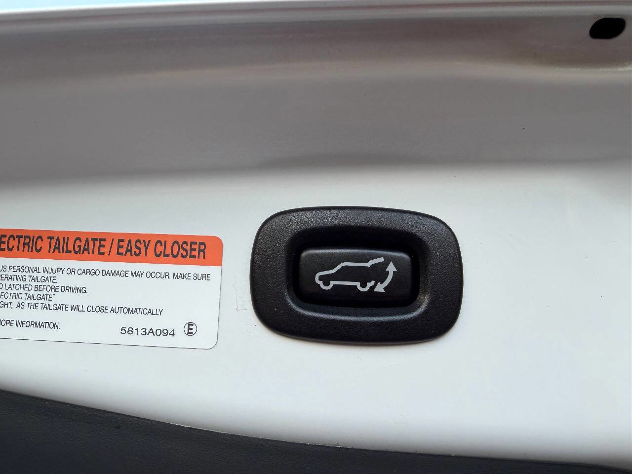 Used 2020 Mitsubishi Outlander SEL image 21