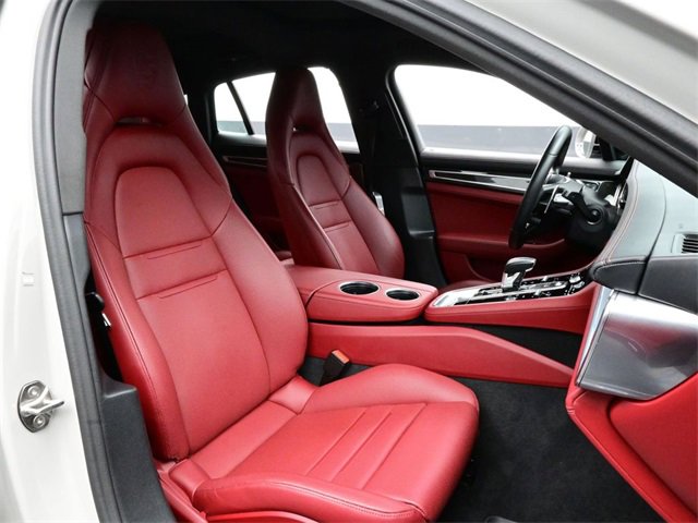 Used 2023 Porsche Panamera 4 Platinum Edition image 18