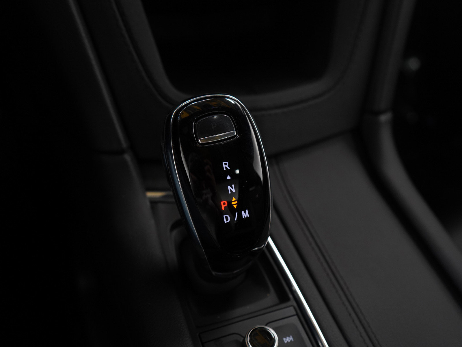 Used 2024 Cadillac XT6 Sport w/ Technology Package image 27