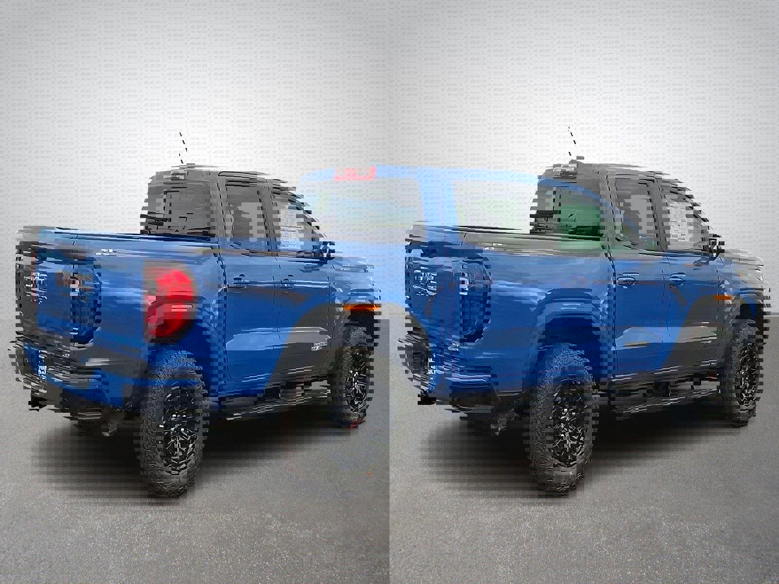 New 2026 GMC Canyon Elevation w/ Convenience Package image 5