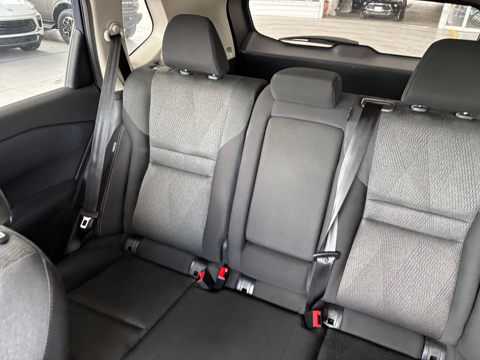 Used 2025 Nissan Rogue SV FWD image 41