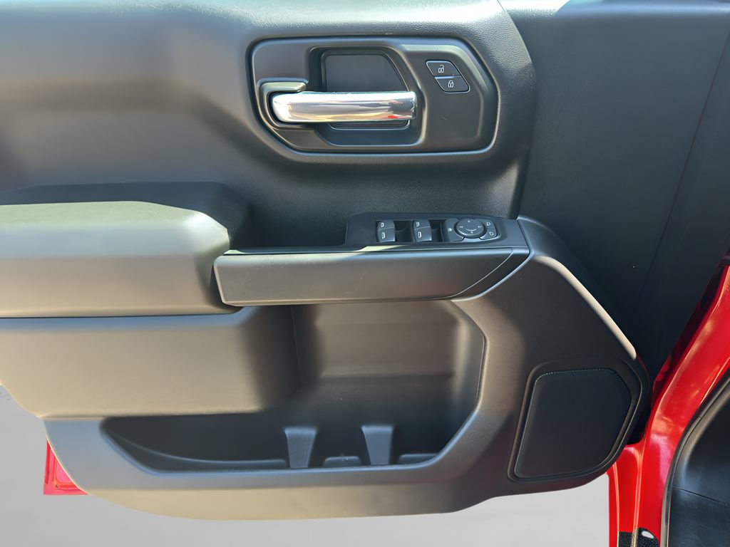 Used 2024 Chevrolet Silverado 1500 Custom AWD/4WD image 9