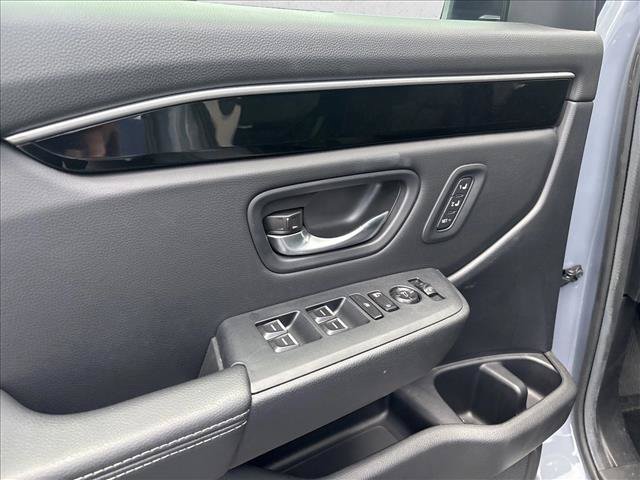 Used 2025 Honda Pilot Touring image 12