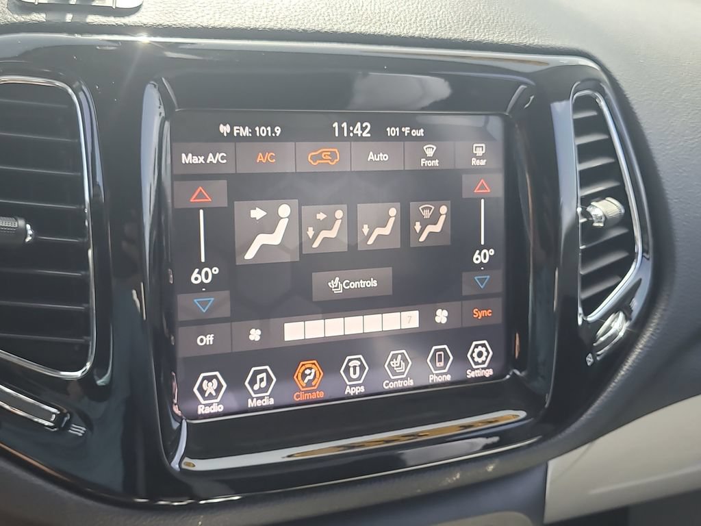 Used 2020 Jeep Compass Limited FWD image 21