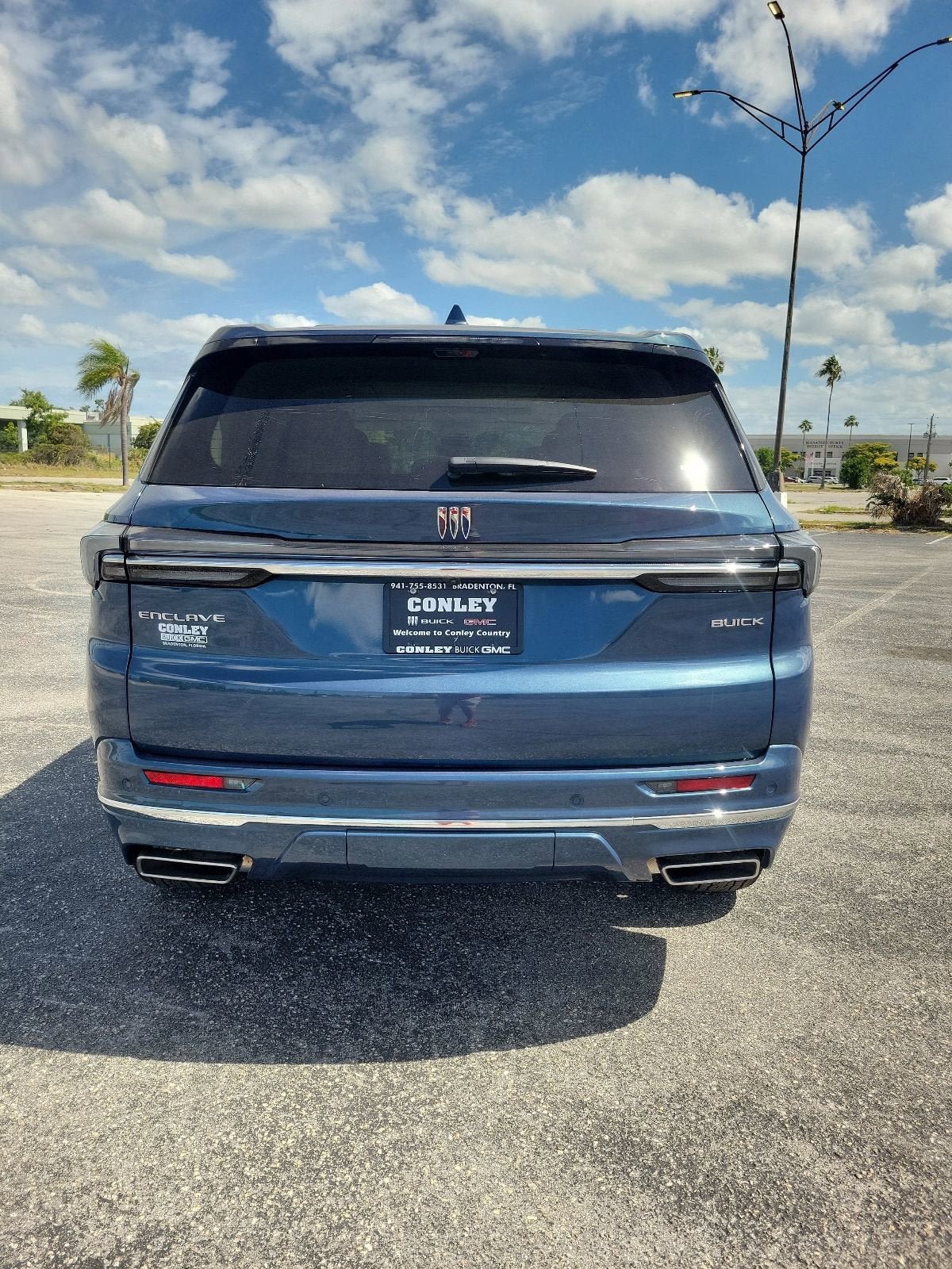 New 2026 Buick Enclave Avenir w/ Super Cruise Package FWD image 6