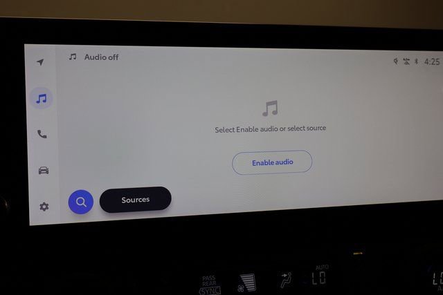 Certified 2024 Toyota Grand Highlander XLE image 22