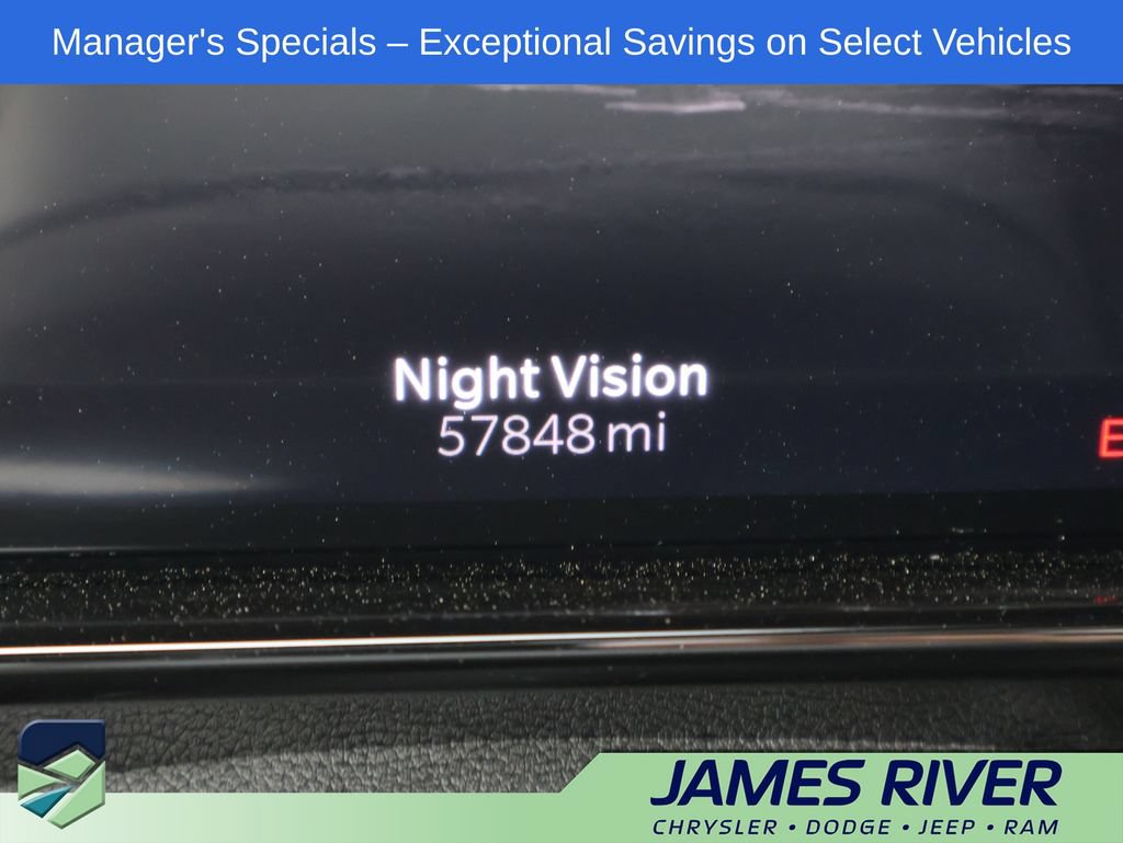 Used 2024 Jeep Grand Wagoneer L Series III AWD/4WD image 34
