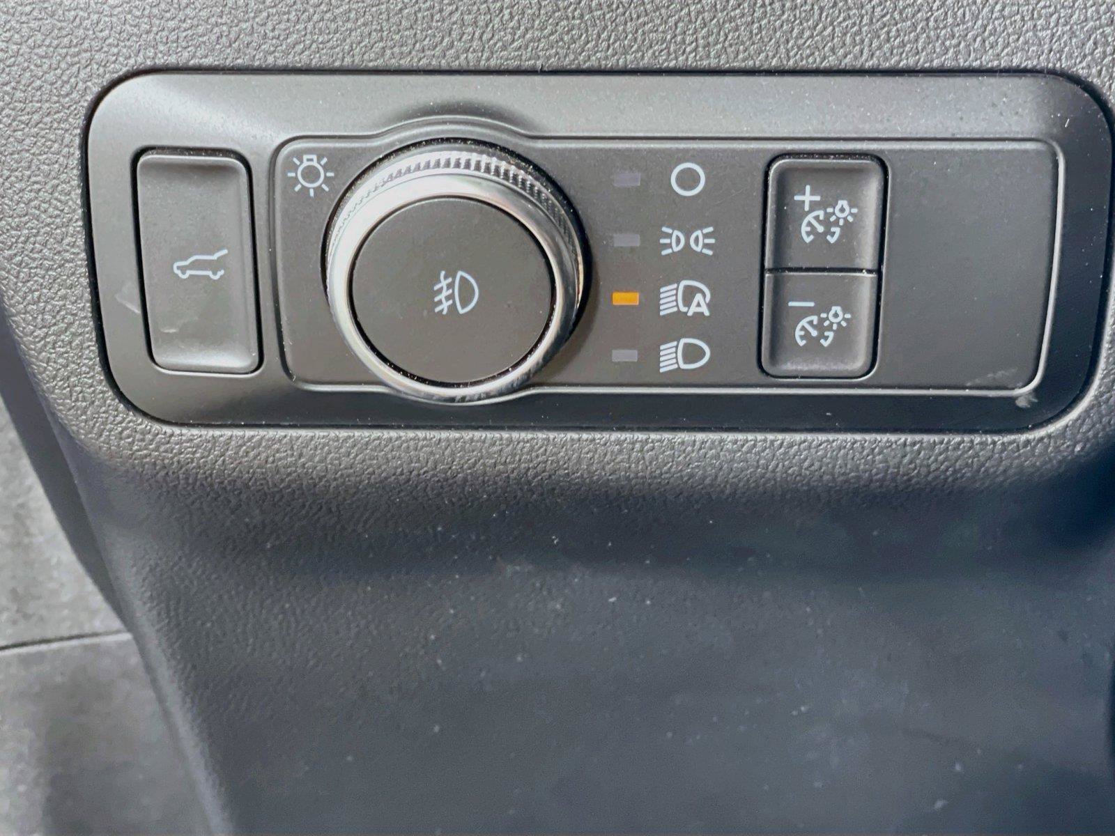 Used 2022 Ford Escape SEL w/ SEL Stealth AWD Package image 13