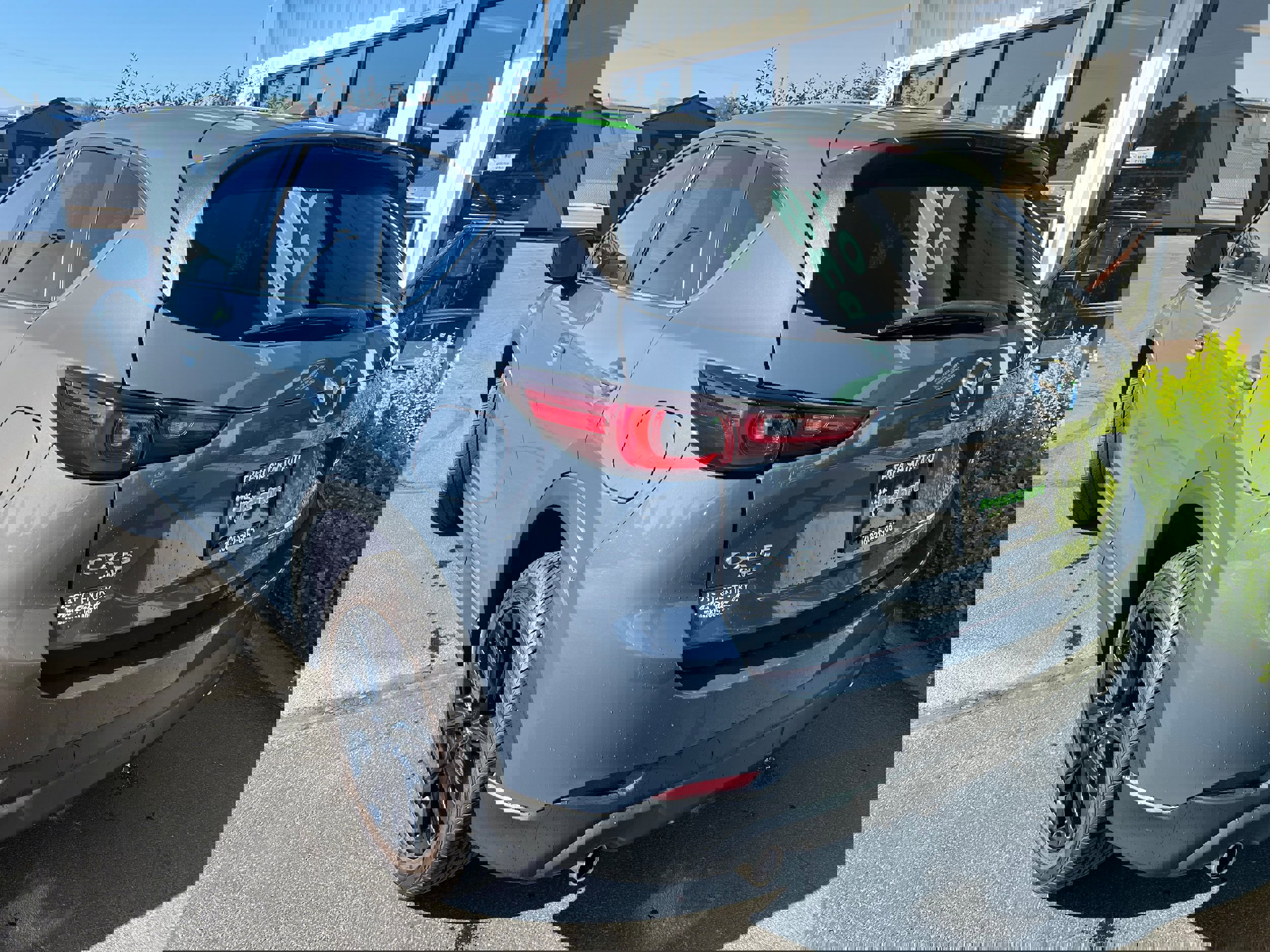 Used 2023 MAZDA CX-5 Carbon Edition image 5