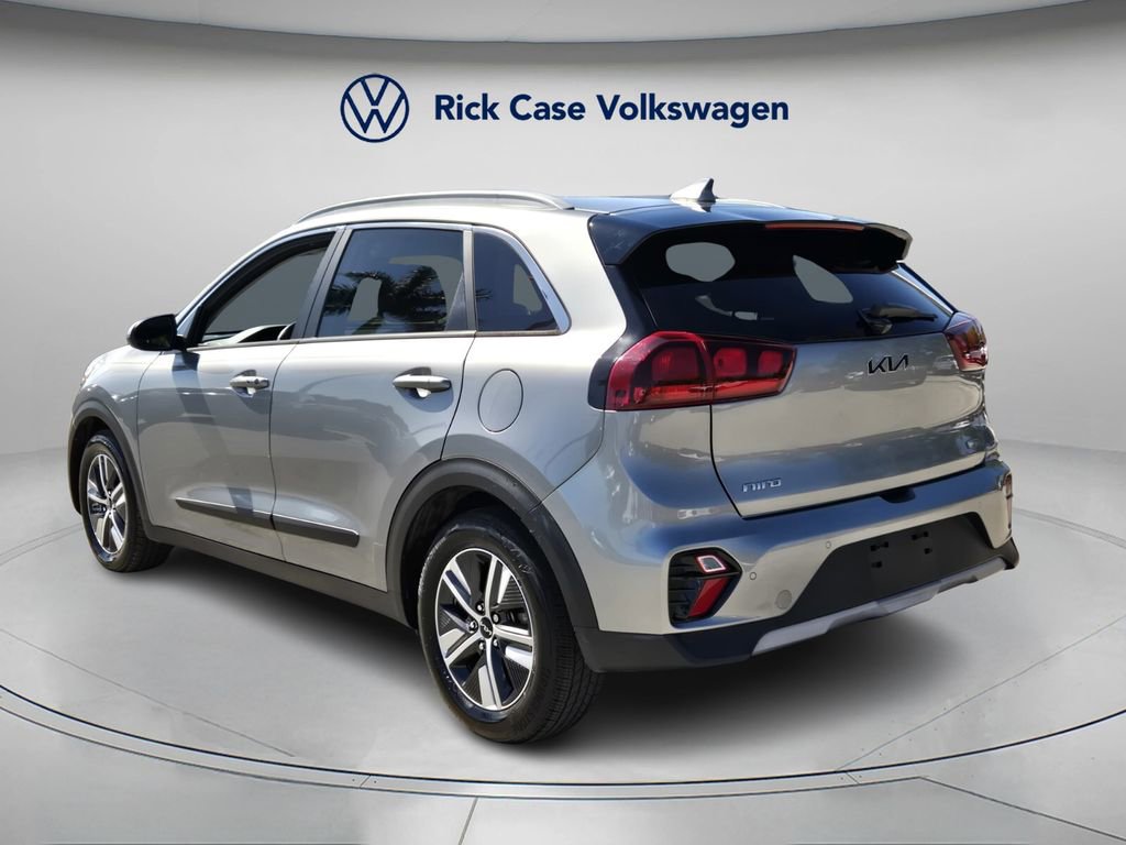 Used 2022 Kia Niro LXS image 7