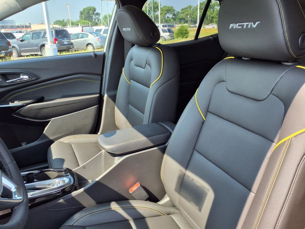 New 2025 Chevrolet Trax ACTIV w/ Driver Confidence Package image 12