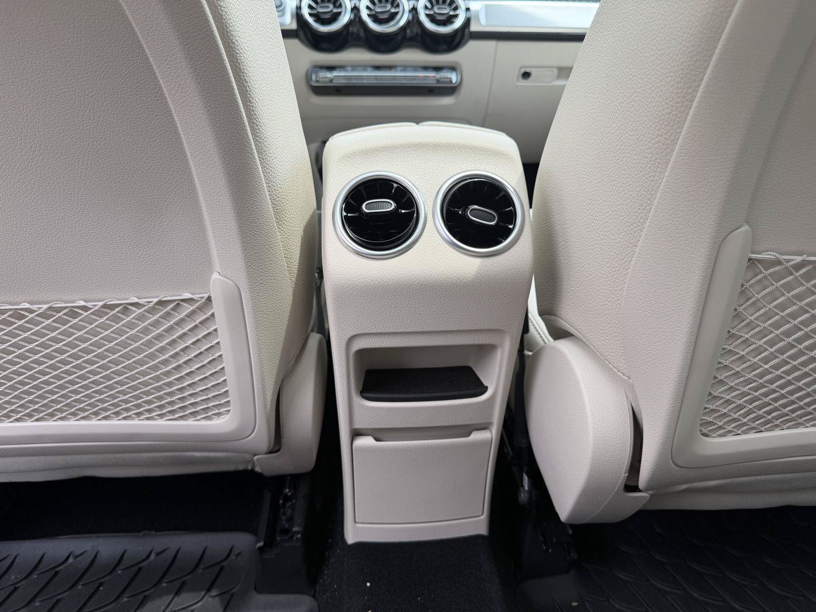 Certified 2024 Mercedes-Benz GLB 250 image 18